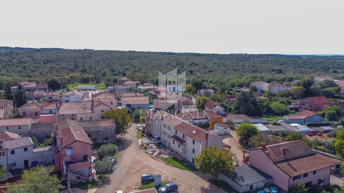 Novigrad, okolica, čudovito gradbeno zemljišče!