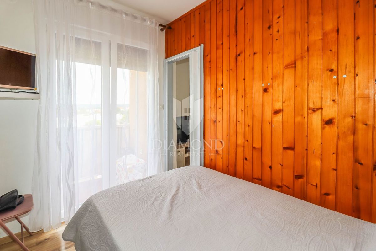 Rovinj, dvosobno stanovanje, balkon, parkirišče