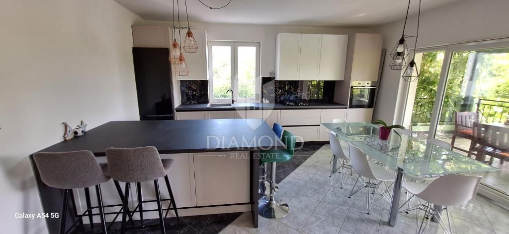 Hiša Busoler, Pula, 150m2