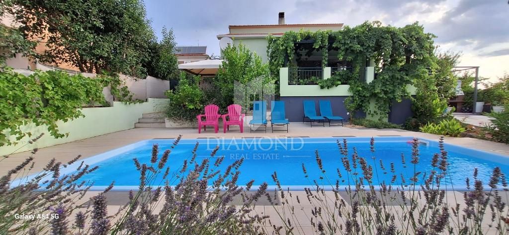 Hiša Busoler, Pula, 150m2