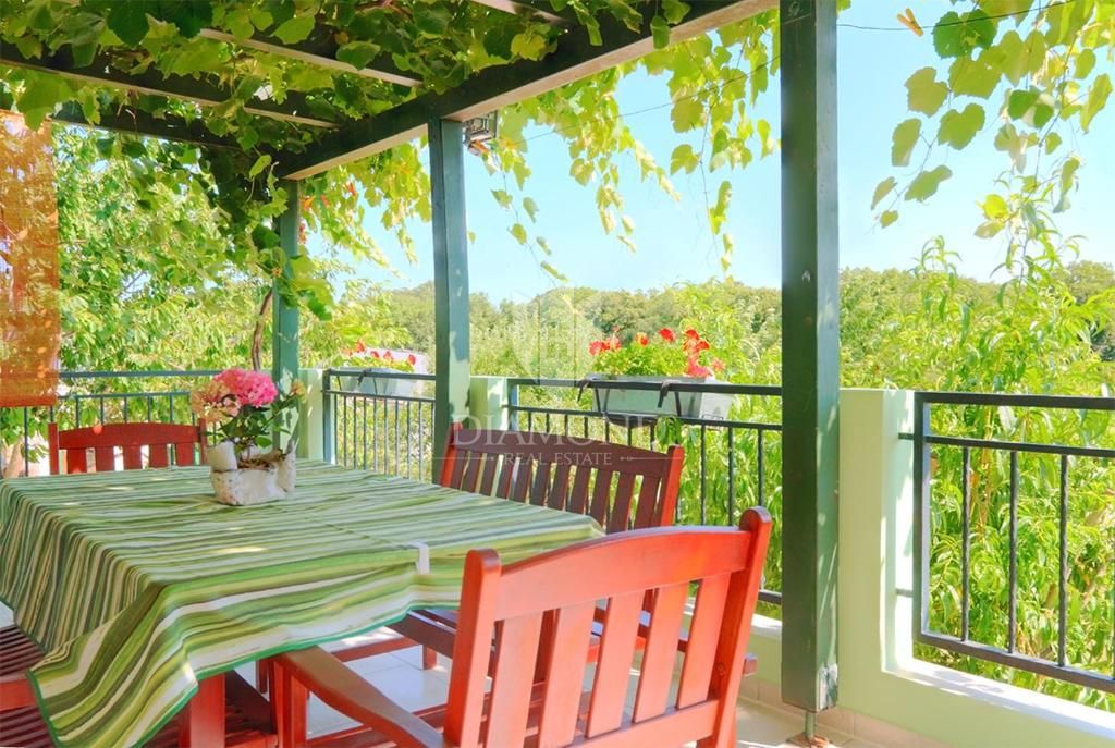 Hiša Busoler, Pula, 150m2