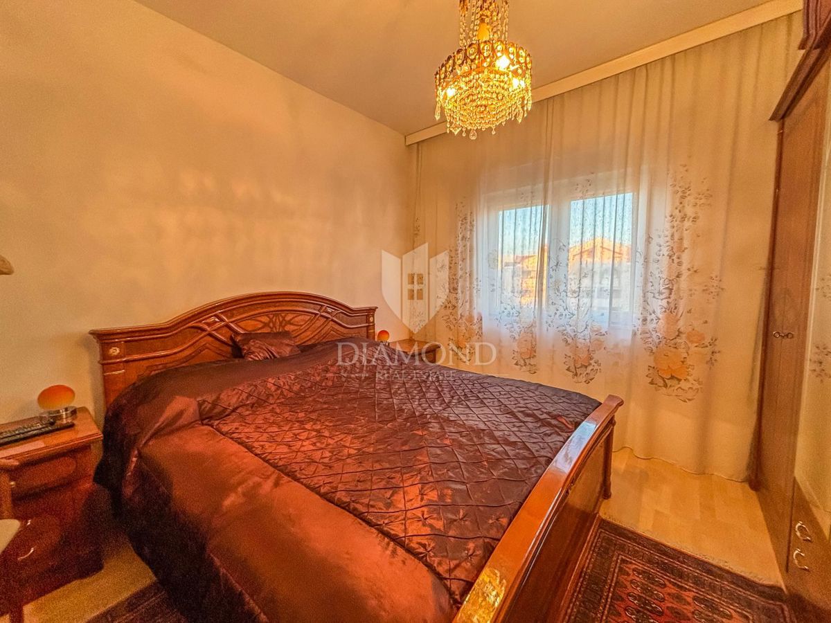 Istra, Novigrad, Apartma s pogledom na morje v središču Novigrada!