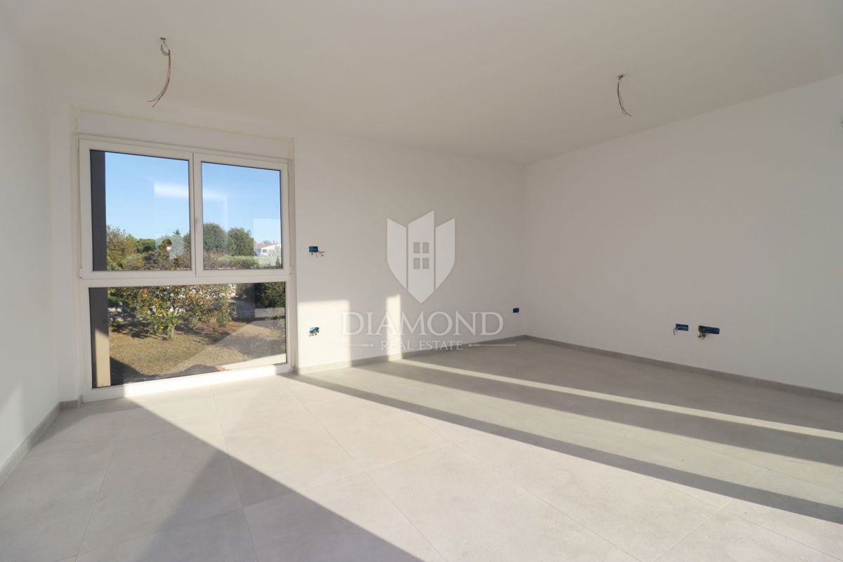 Poreč, novozgrajeno stanovanje v bližini morja