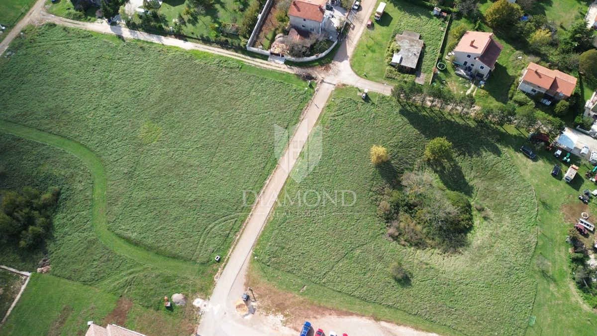 Zemljišče Kršan, 919m2