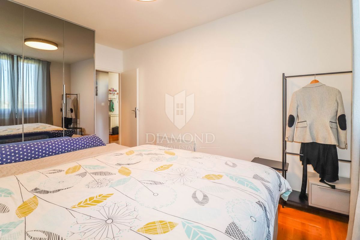 Rovinj! Center, novo stanovanje, parkirišče!