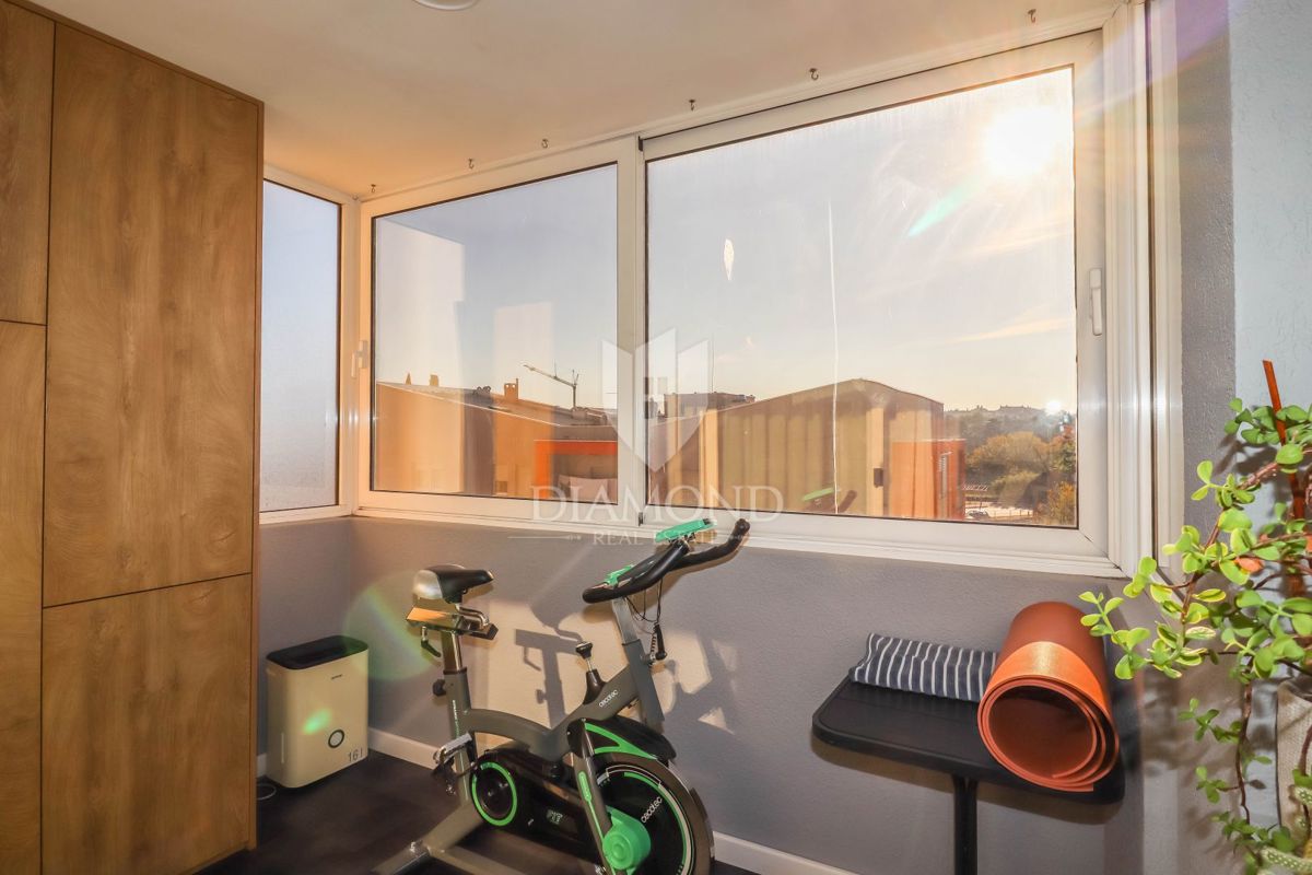 Rovinj! Center, novo stanovanje, parkirišče!