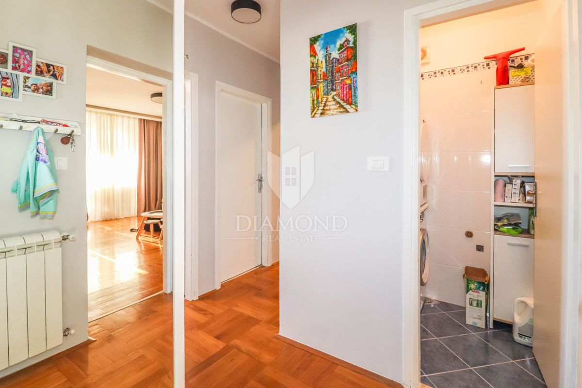 Rovinj! Center, novo stanovanje, parkirišče!