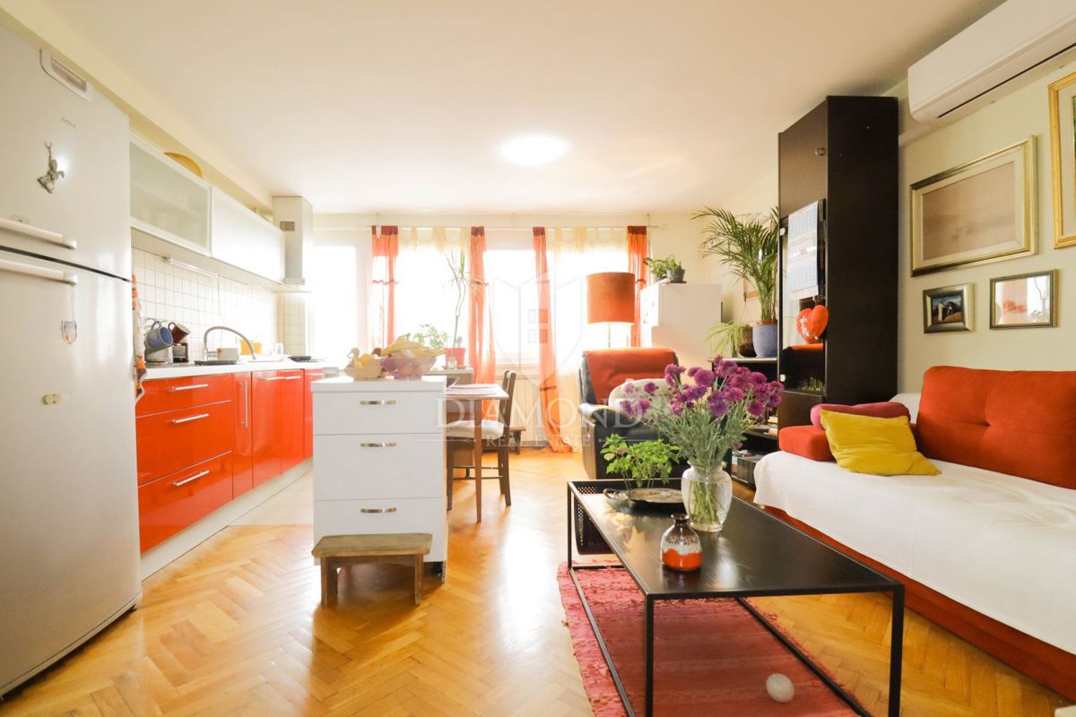 Apartmaj Centar, Gornji Grad - Medveščak, 141,24m2