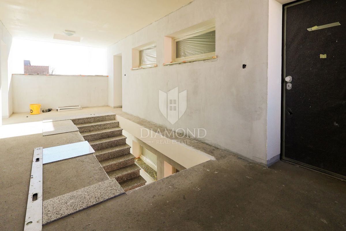 Apartmaj Prozorje, Dugo Selo - Okolica, 75m2