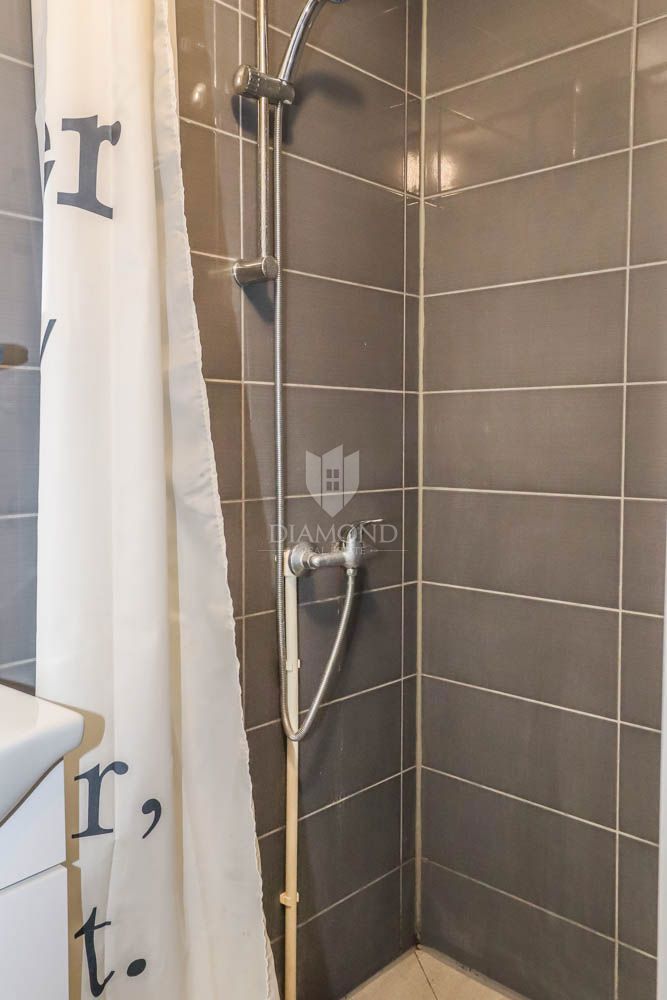 Apartmaj Centar, Pula, 420m2