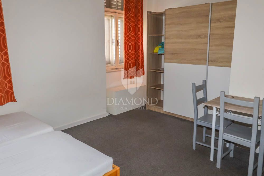 Apartmaj Centar, Pula, 420m2