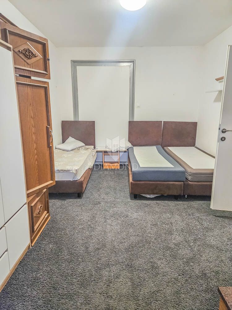 Apartmaj Centar, Pula, 420m2