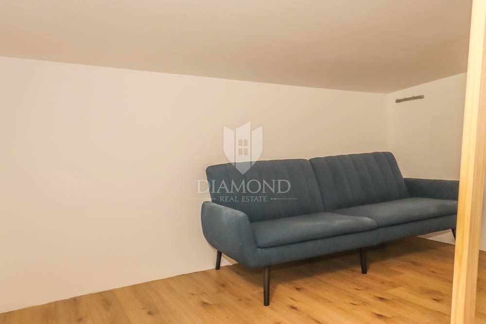 Apartmaj Centar, Pula, Mletačka ulica 12, 400m2