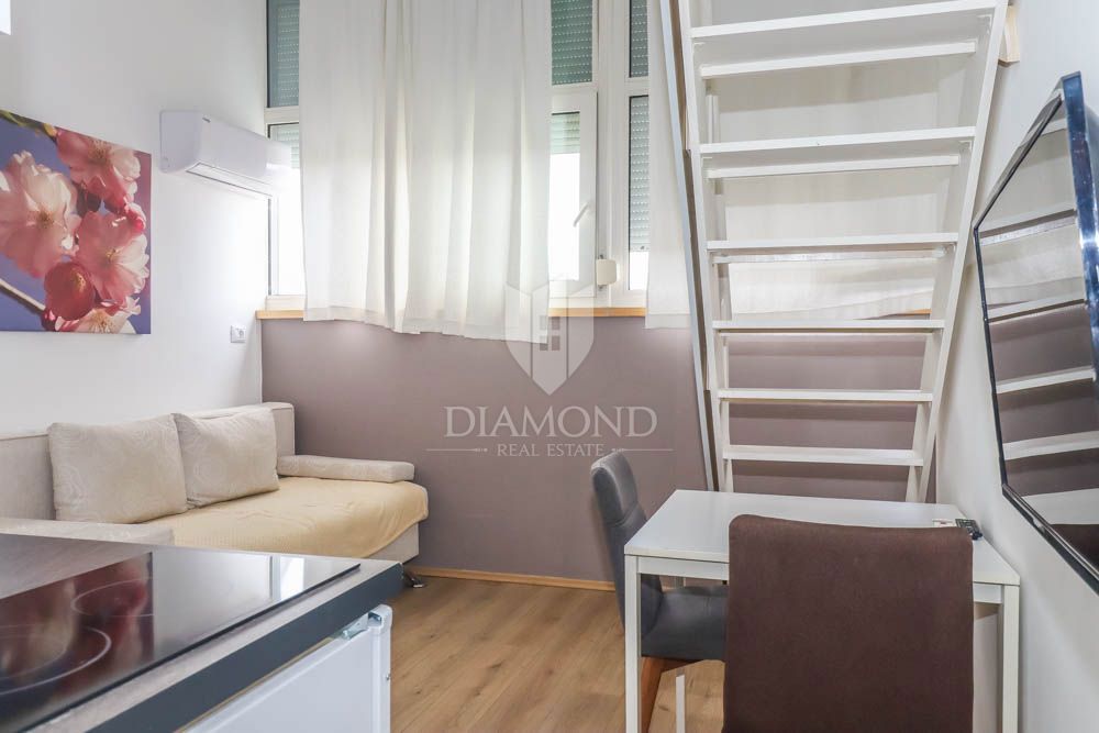 Apartmaj Centar, Pula, Mletačka ulica 12, 400m2