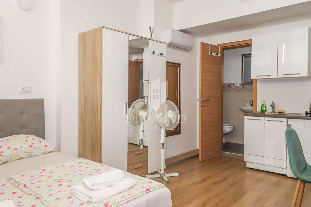 Apartmaj Centar, Pula, Mletačka ulica 12, 400m2