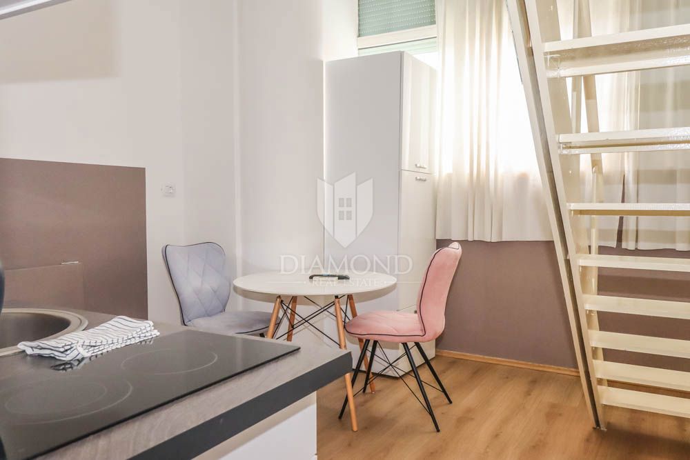 Apartmaj Centar, Pula, Mletačka ulica 12, 400m2