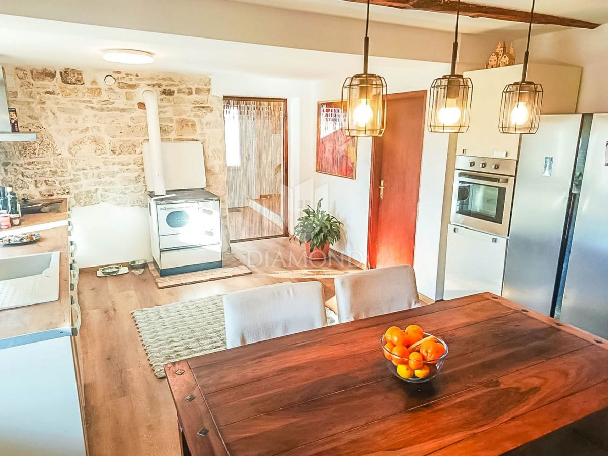 Hiša Režanci, Svetvinčenat, 294m2