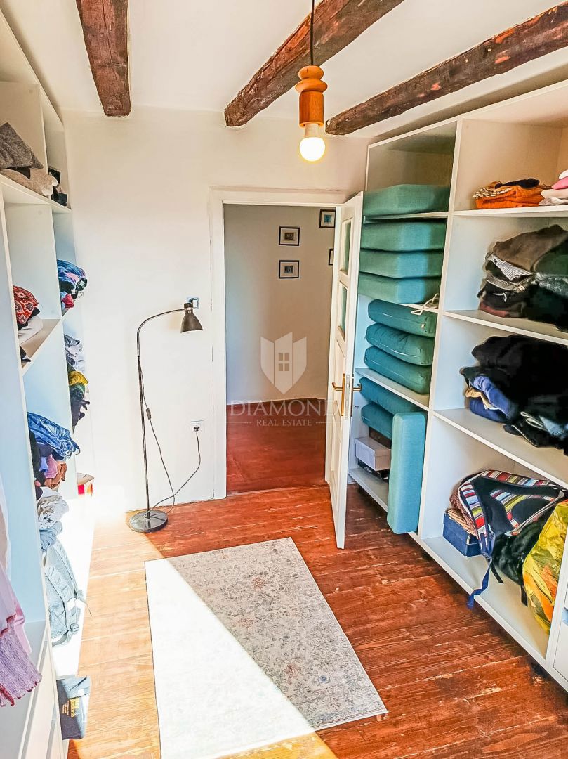 Hiša Režanci, Svetvinčenat, 294m2