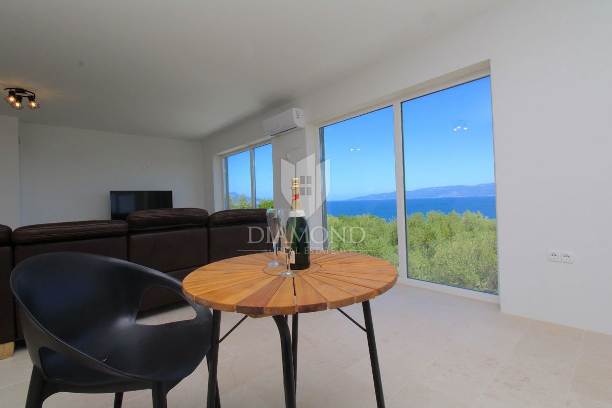 Rabac, Labin – Vila na odlični lokaciji s pogledom na morje