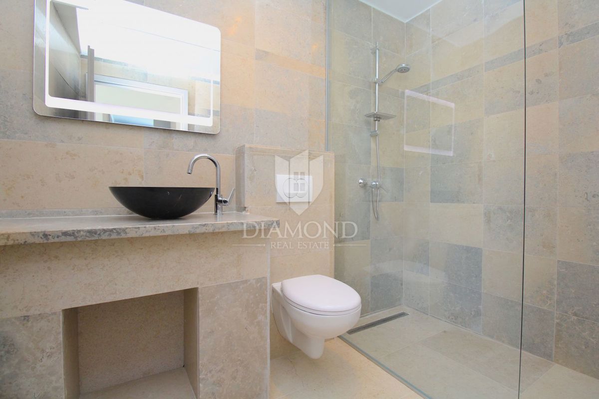 Rabac, Labin – Vila na odlični lokaciji s pogledom na morje