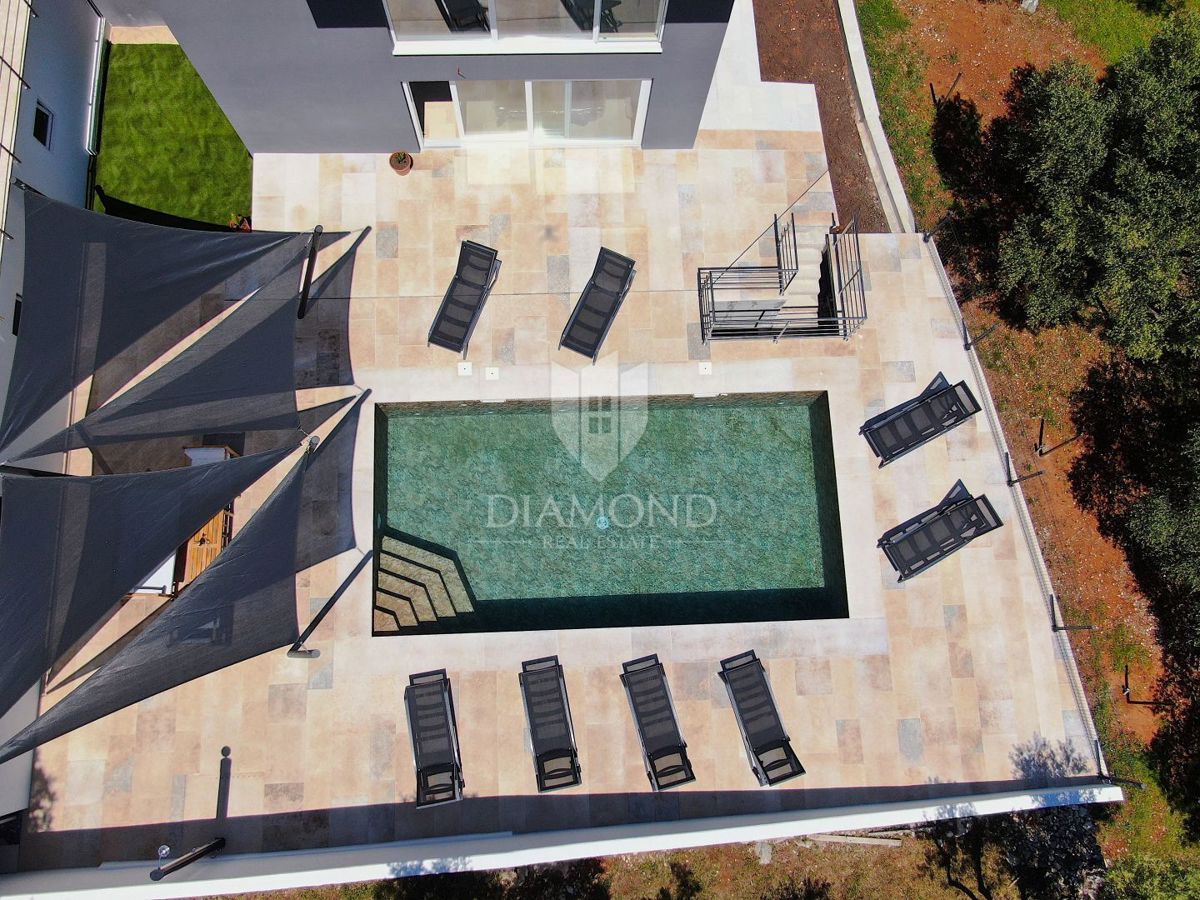 Rabac, Labin – Vila na odlični lokaciji s pogledom na morje