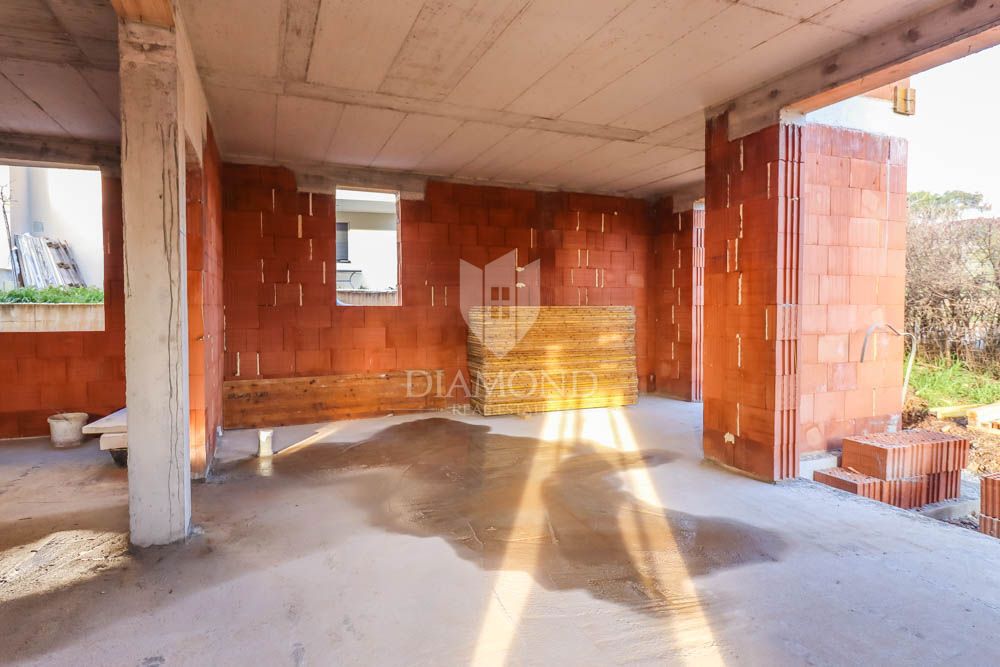 Enosobno stanovanje na odlični lokaciji v Pulju! 