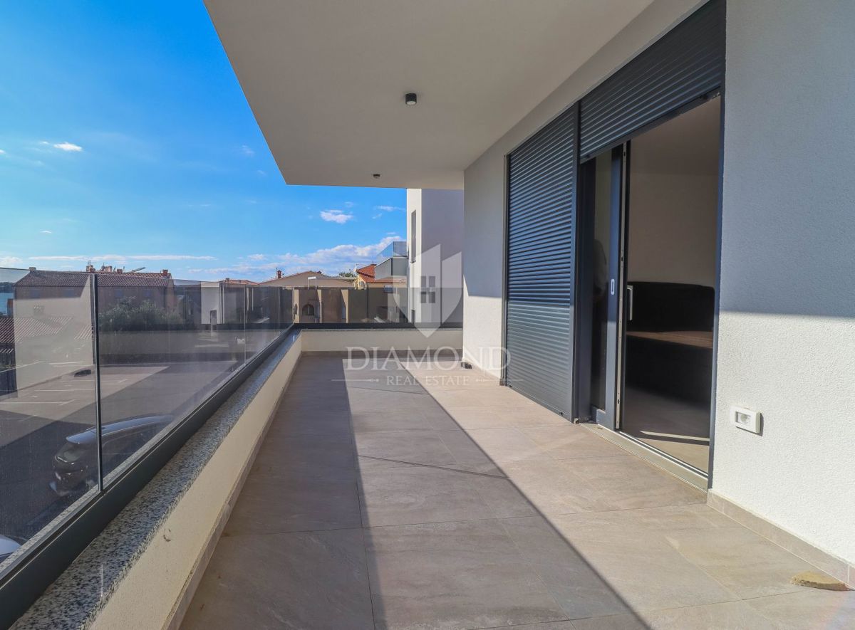 Novo dupleks stanovanje z bazenom v Medulinu