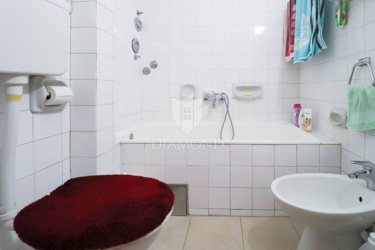 Zagreb, Knežija! Dvosobno stanovanje s potencialom!