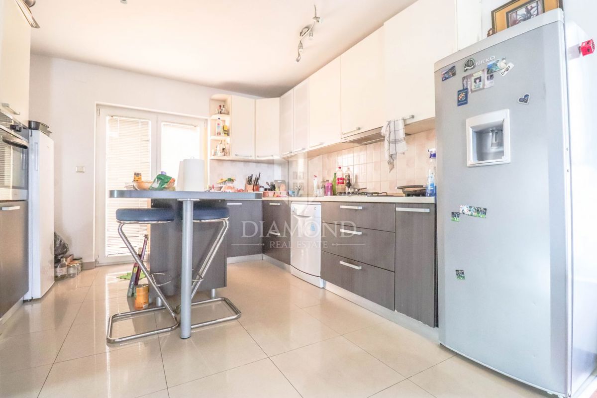 Hiša Kloštar Ivanić, 124m2