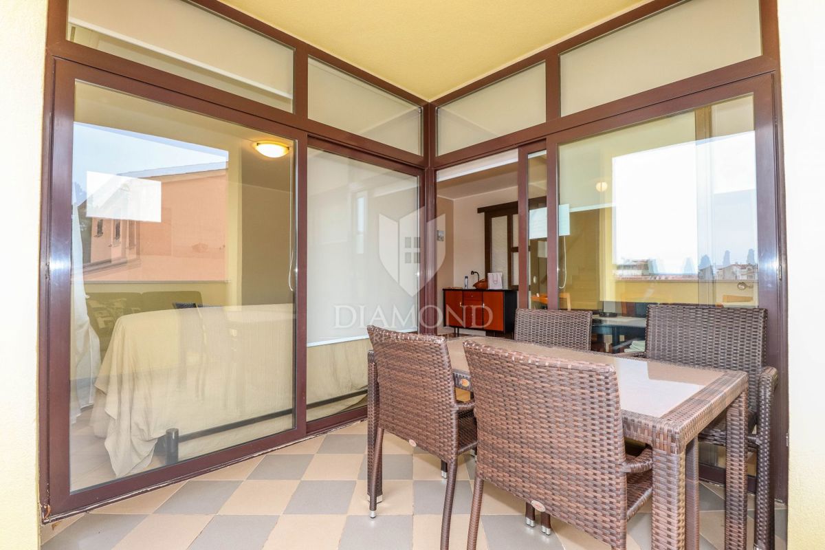 Istra, Rovinj, stanovanje v bližini centra z dvema spalnicama in teraso