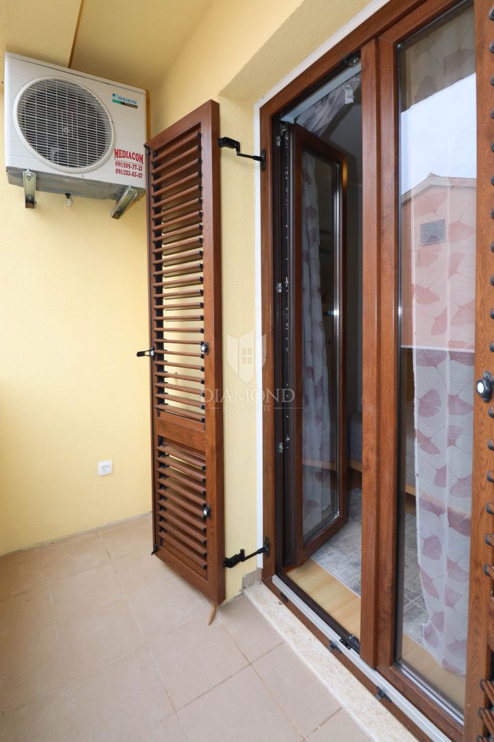 Istra, Rovinj, stanovanje v bližini centra z dvema spalnicama in teraso