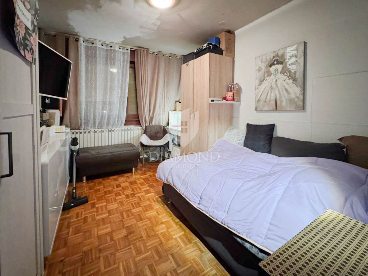 Zagreb, Prečko! Trisobno stanovanje z balkonom!