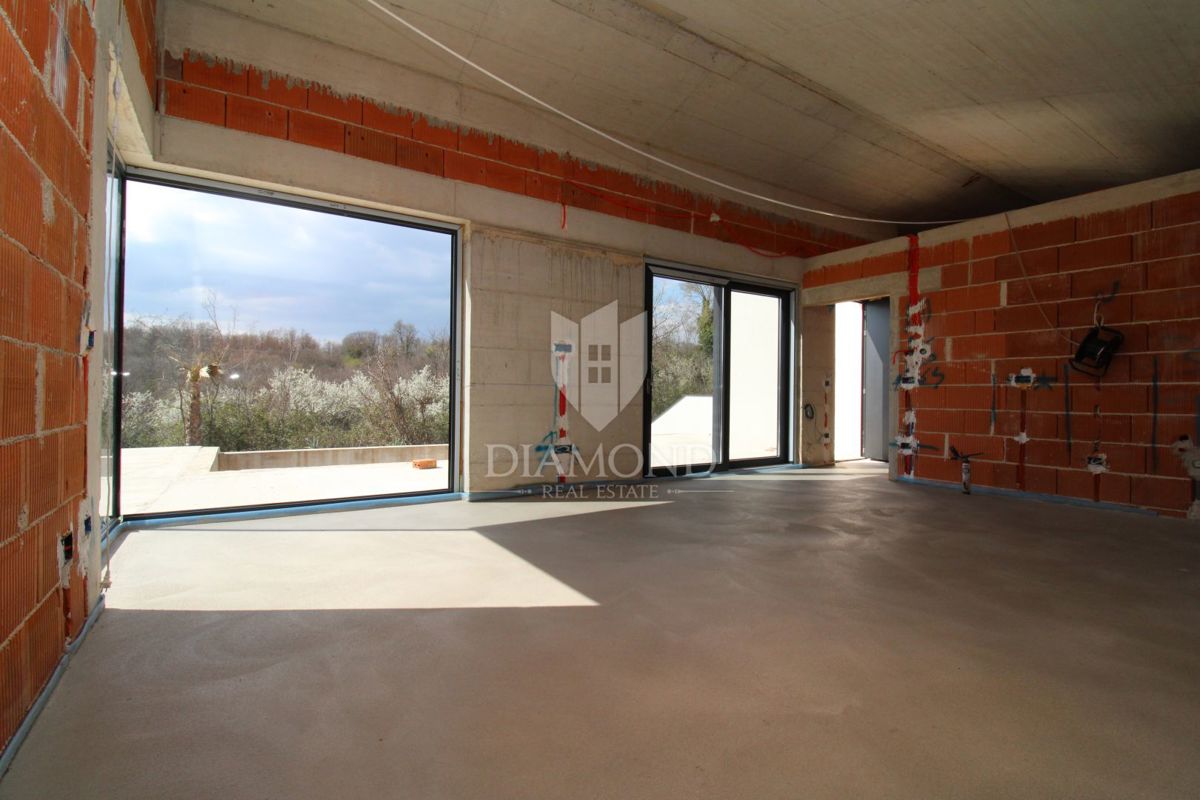 Barban, moderna dvojček hiša z bazenom