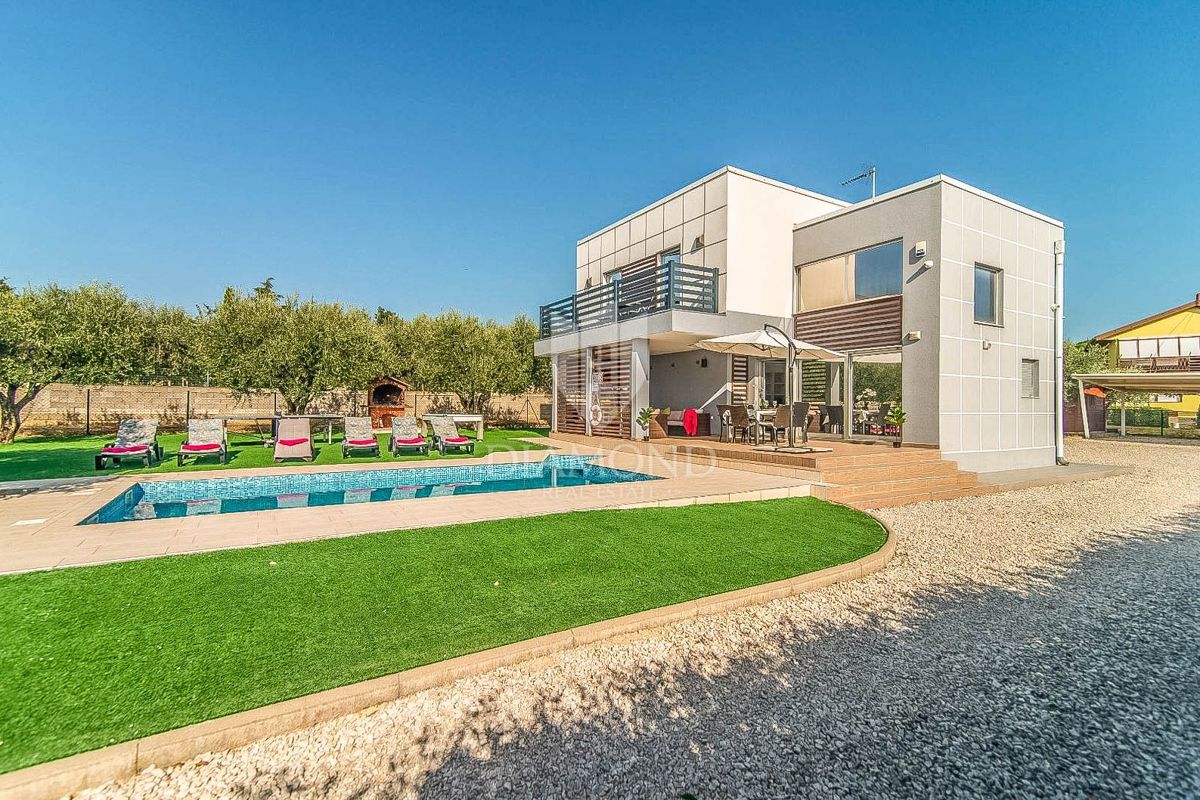 Nepremičnina v Istri, ki združuje luksuzno lastništvo in 14 let dokazanih turističnih prihodkov