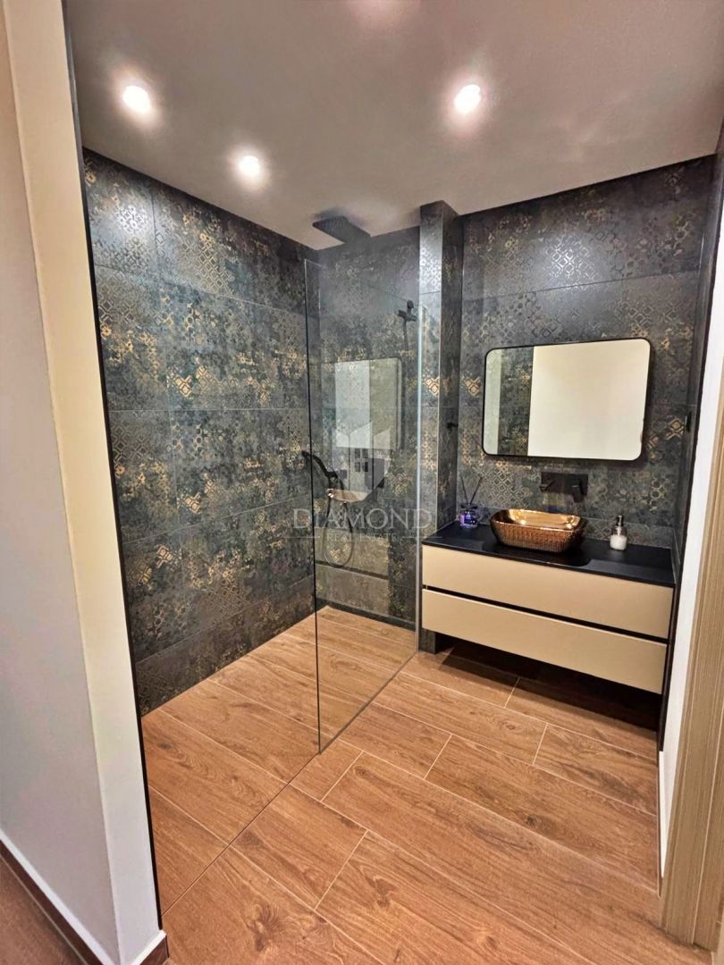 Novogradnja v bližini Labina