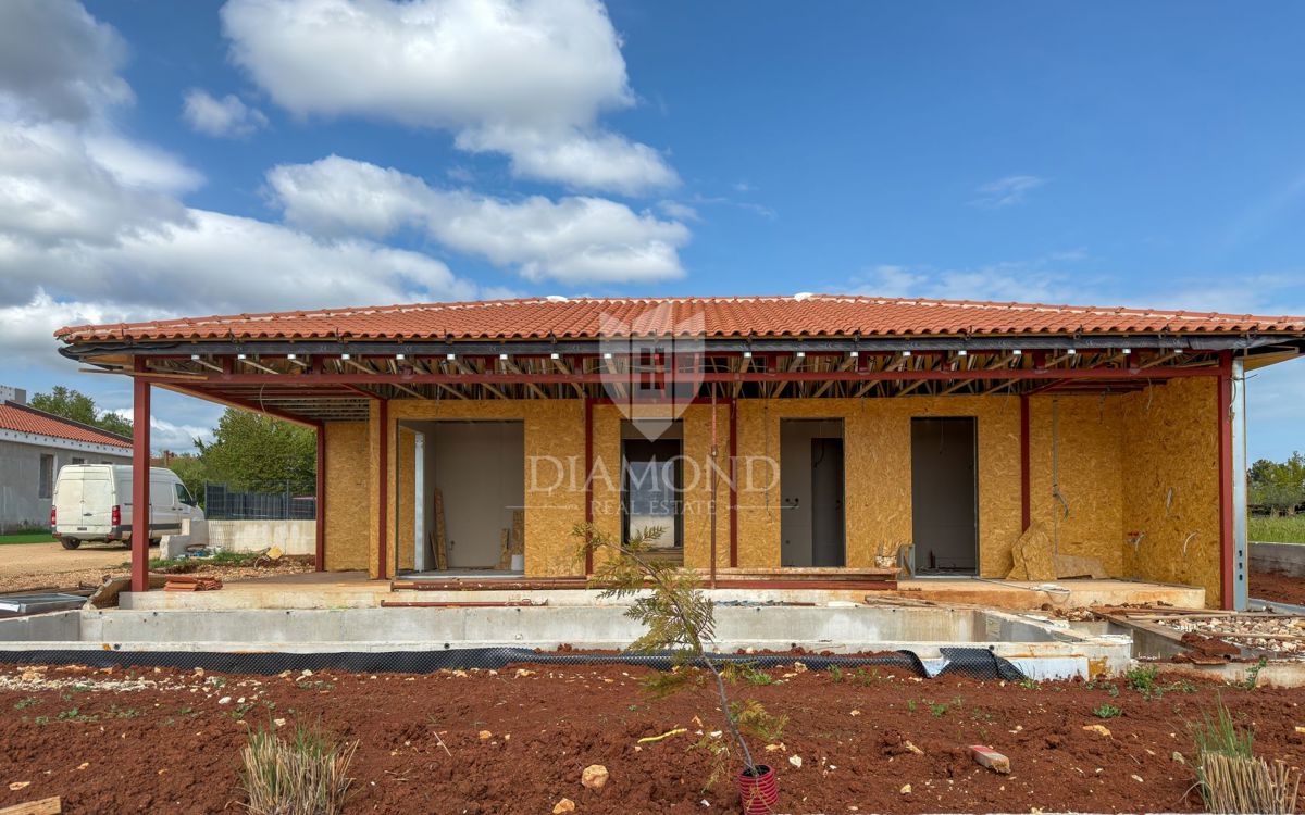 Žminj, počitniška hiša z bazenom v bližini centra mesta