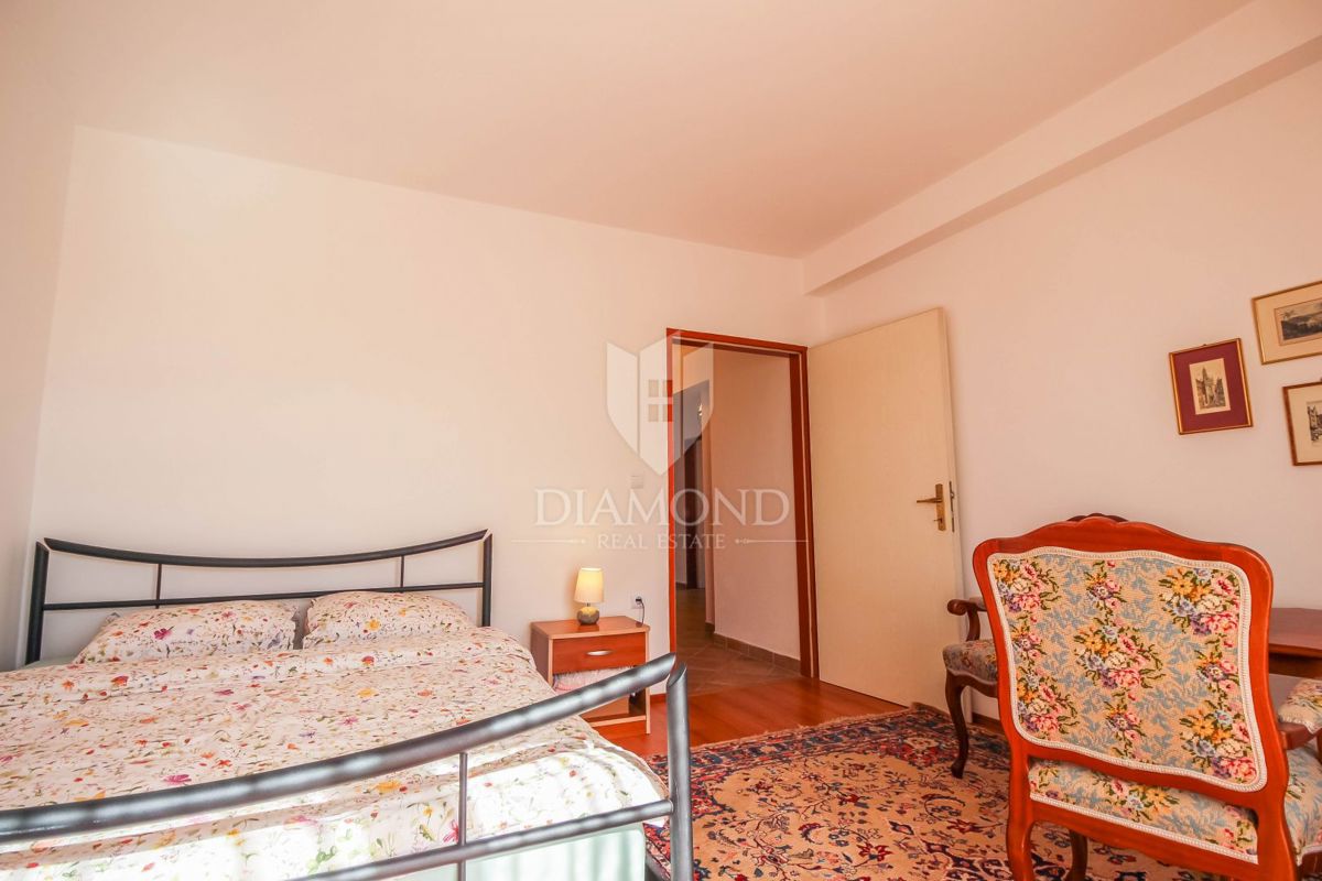 Galižana, hiša z dvema apartmajema in oljčnim nasadom