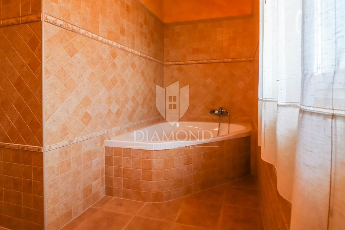 Poreč, kamnita hiša samostojna hiša