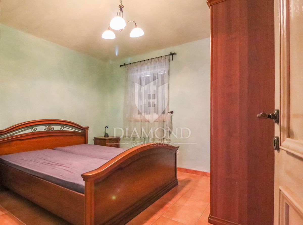 Poreč, kamnita hiša samostojna hiša