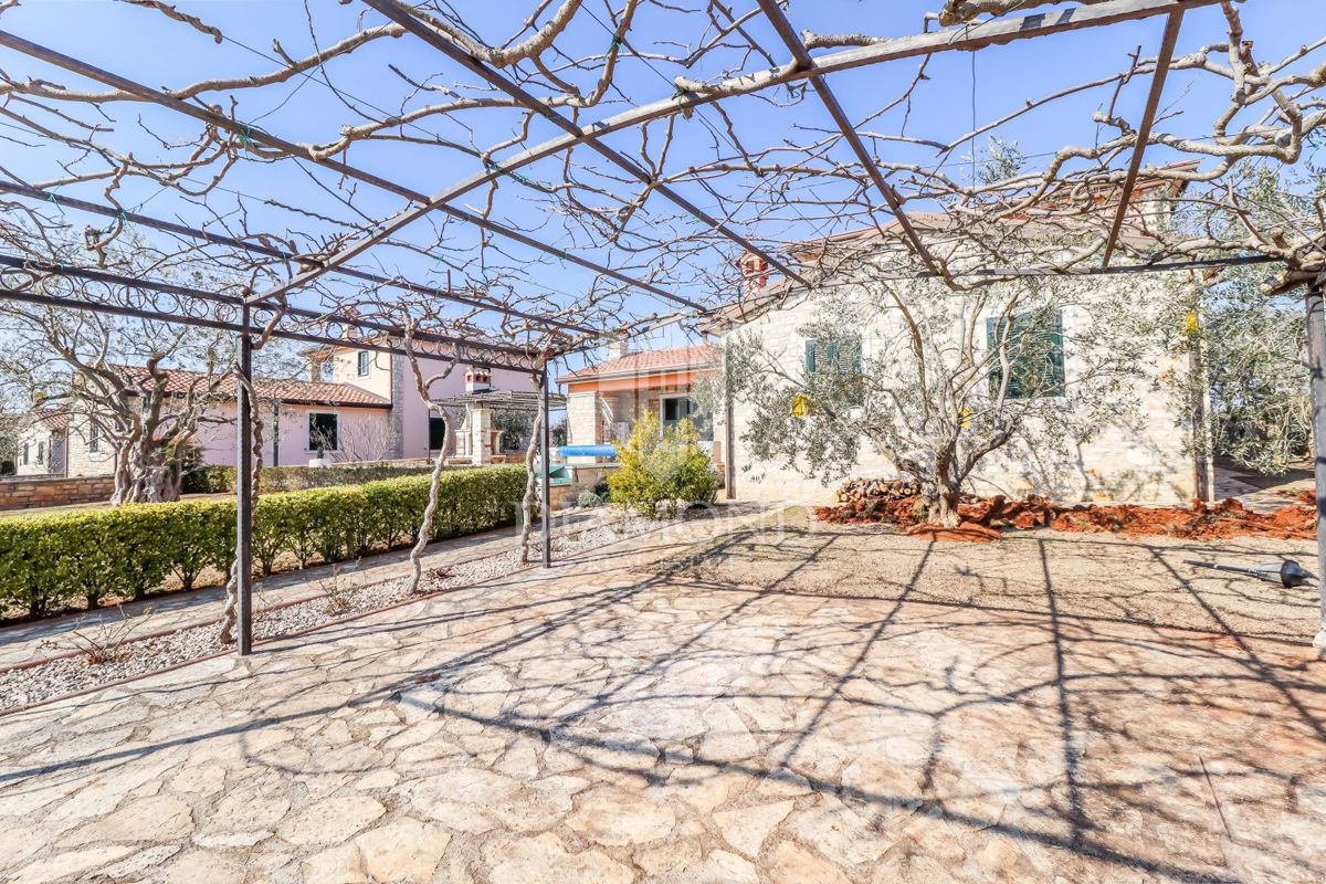 Poreč, kamnita hiša samostojna hiša