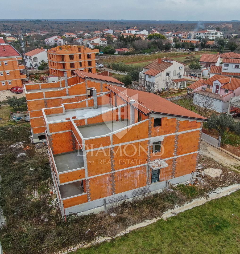 Fažana, okolica, dvojček s pogledom na morje