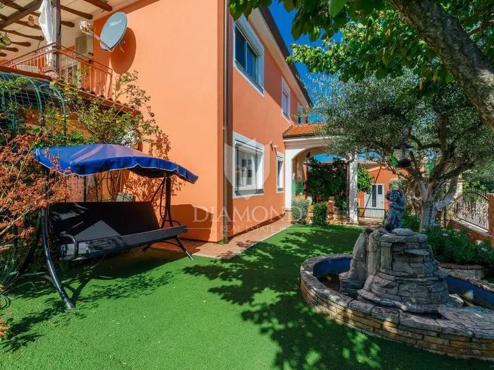 Umag, okolica! Čudovita apartmajska hiša z bazenom blizu morja!