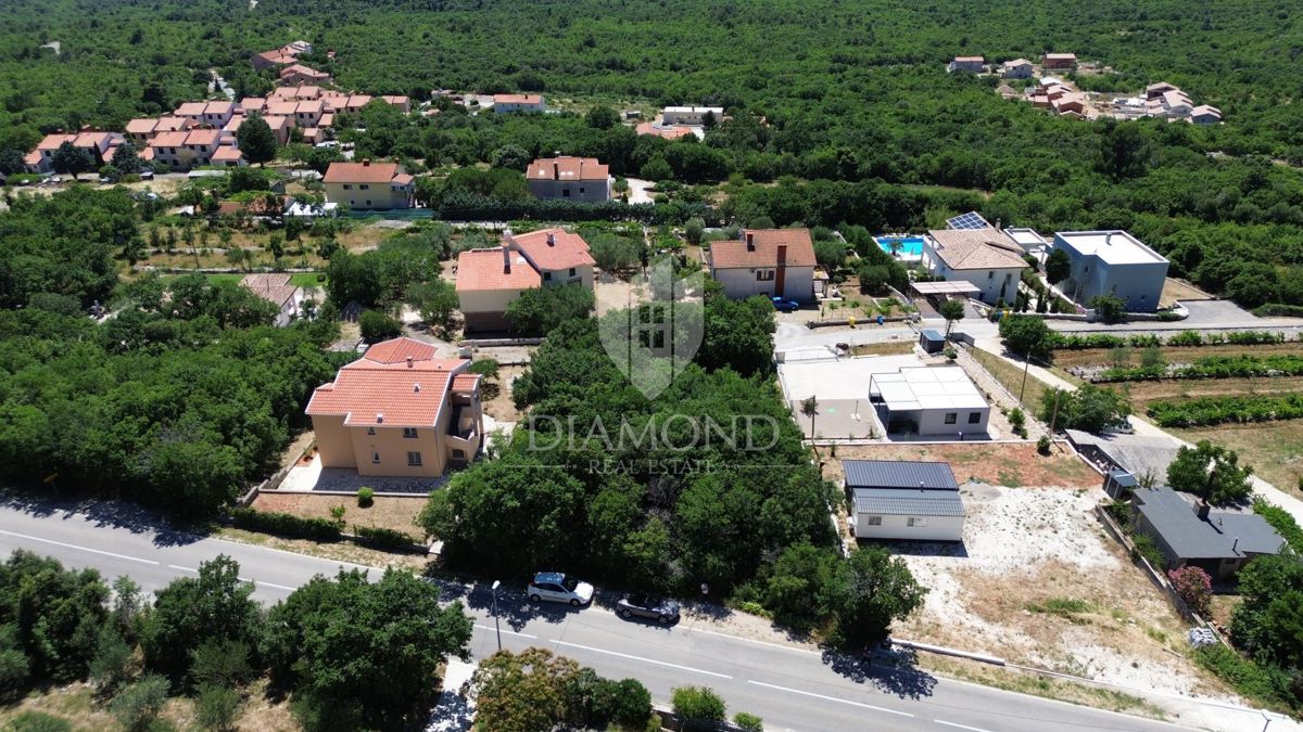 Labin, okolica, gradbeno zemljišče s pogledom na morje