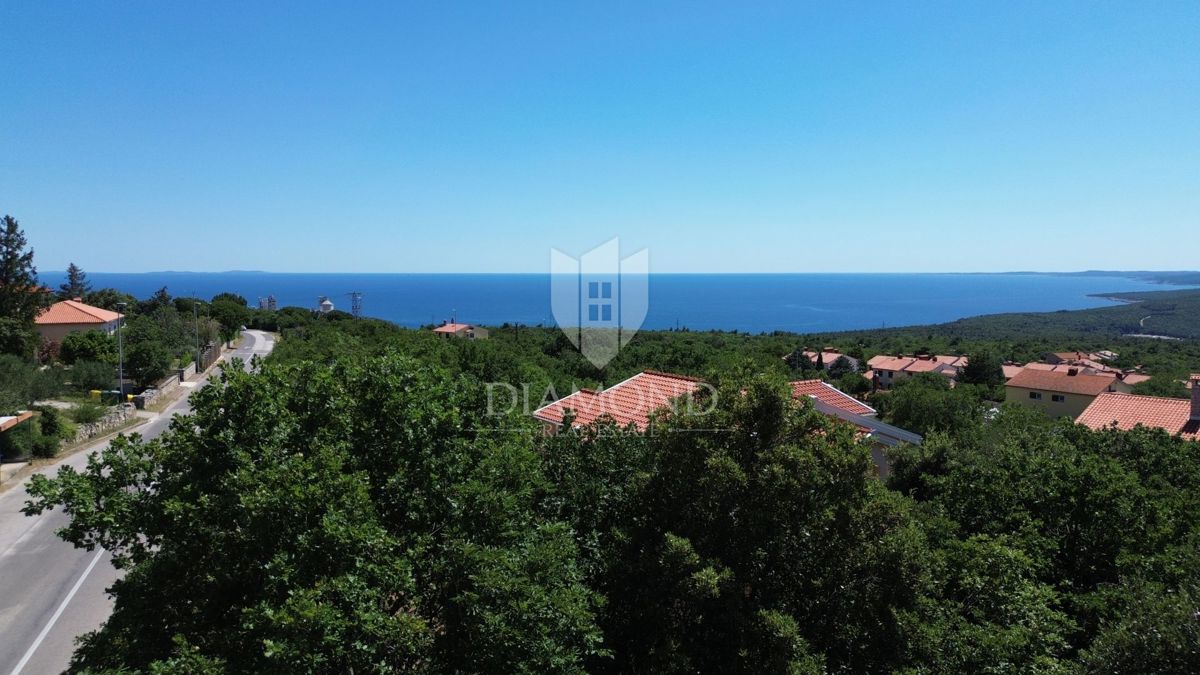 Labin, okolica, gradbeno zemljišče s pogledom na morje