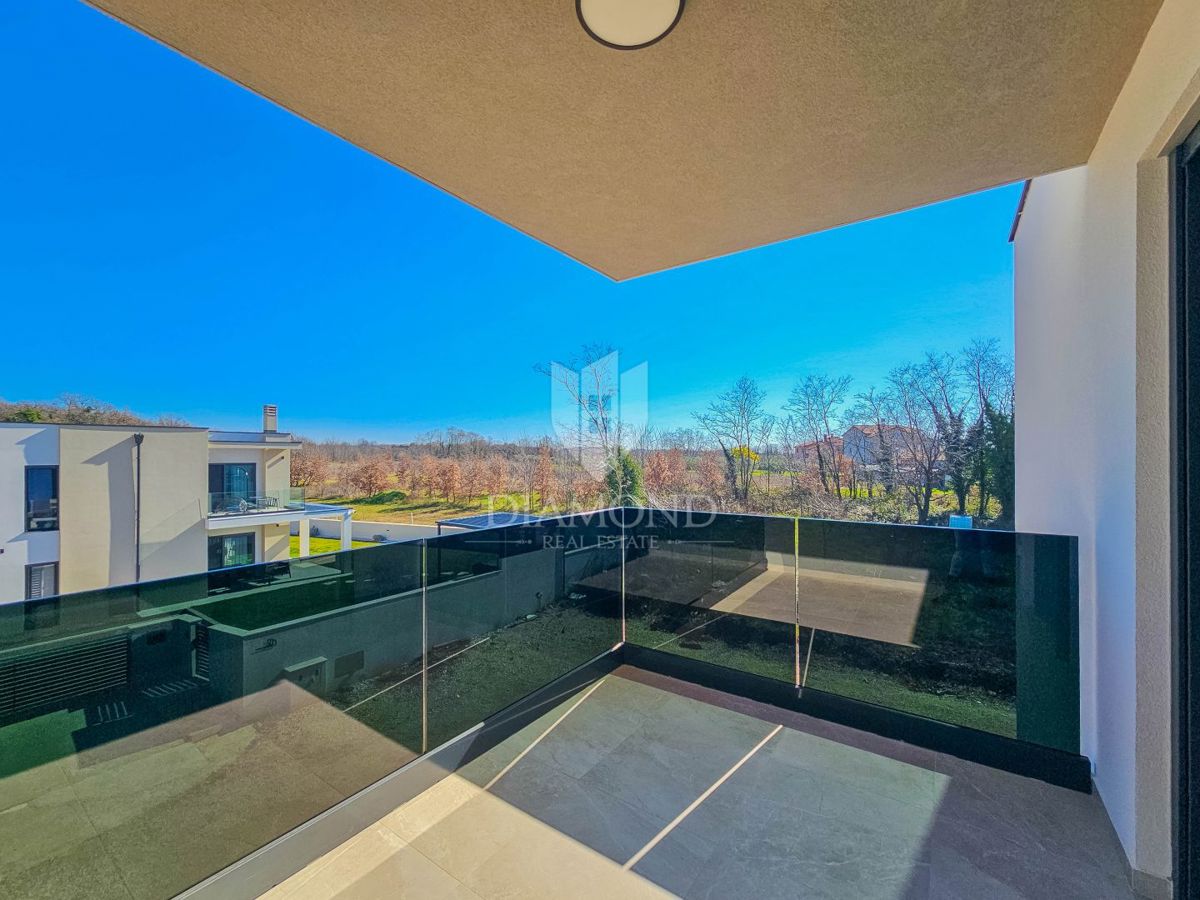 Umag, okolica! Čudovito stanovanje v moderni novogradnji!