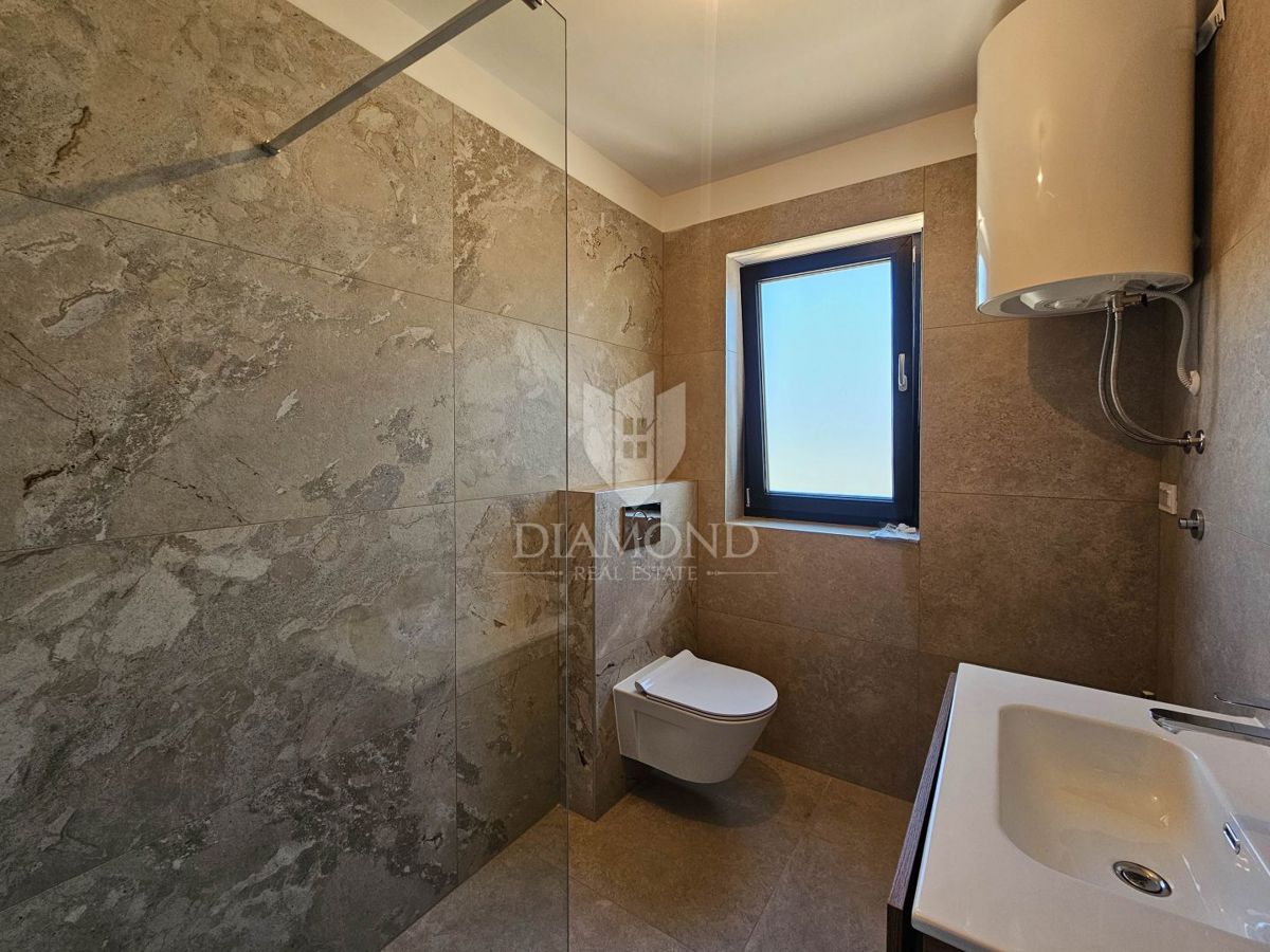 Umag, okolica! Čudovito stanovanje v moderni novogradnji!