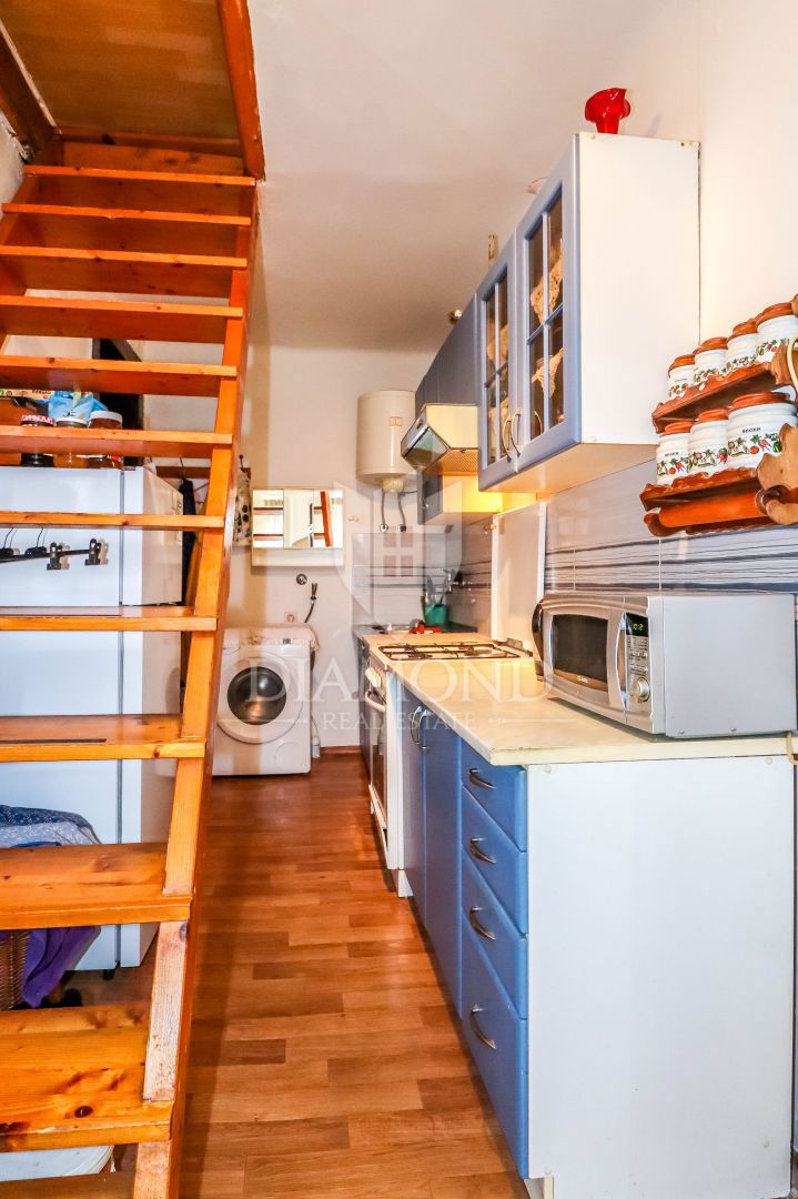 Rovinj, stanovanje z impresivnim pogledom na mesto in morje