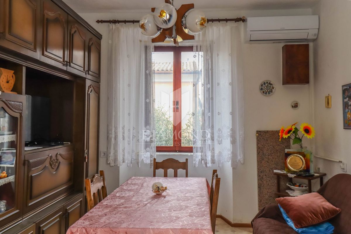 Umag, okolica - Dvoetažni apartma s pogledom na morje!