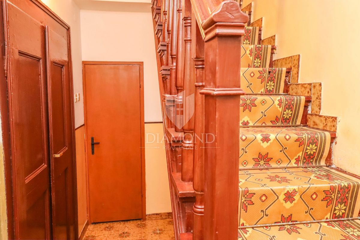 Umag, okolica - Dvoetažni apartma s pogledom na morje!