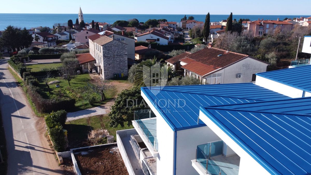 Umag, Lovrečica, Trisobno stanovanje v prvem nadstropju!
